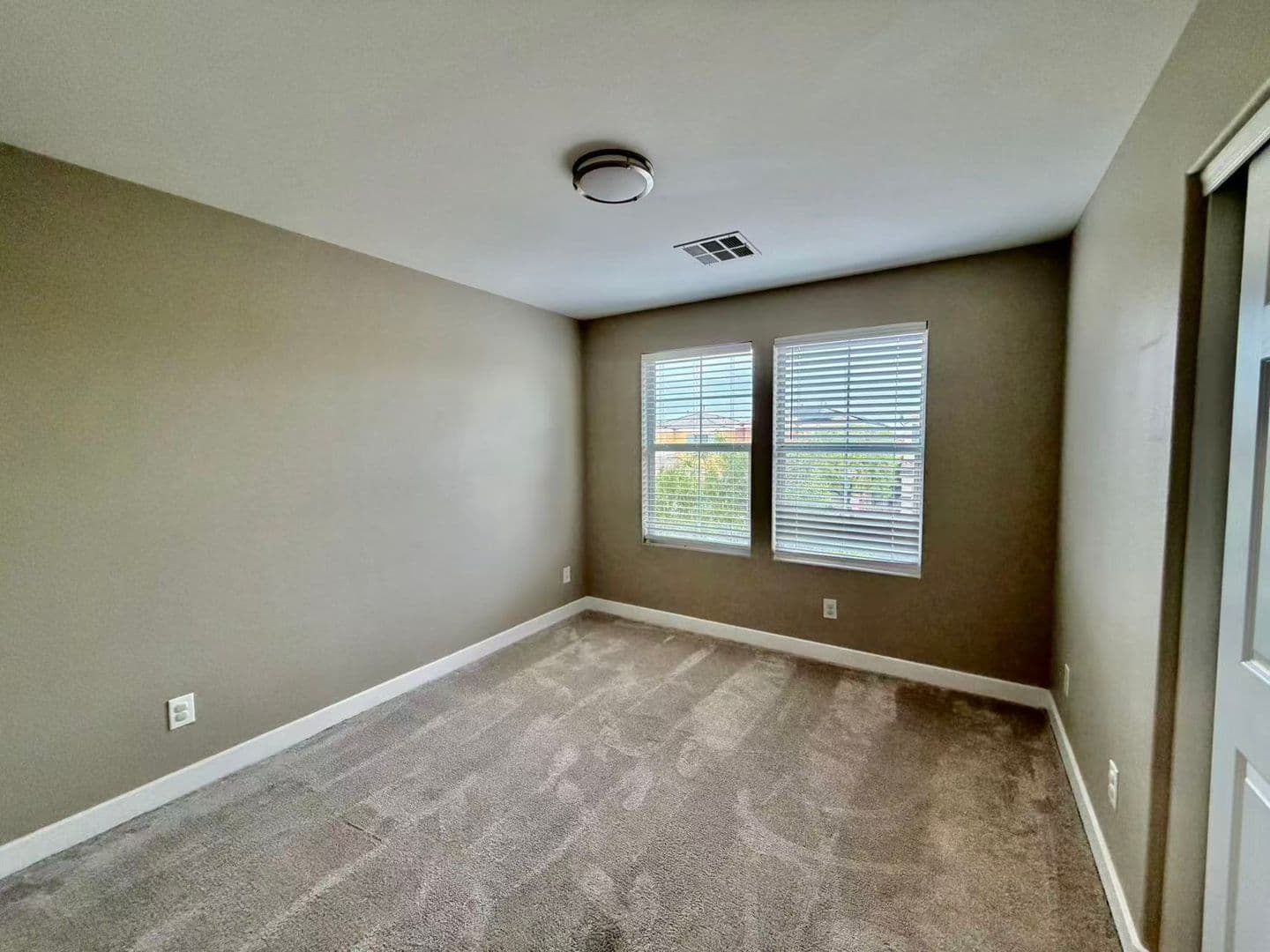 Las Vegas House: 9957 Matfen Ct