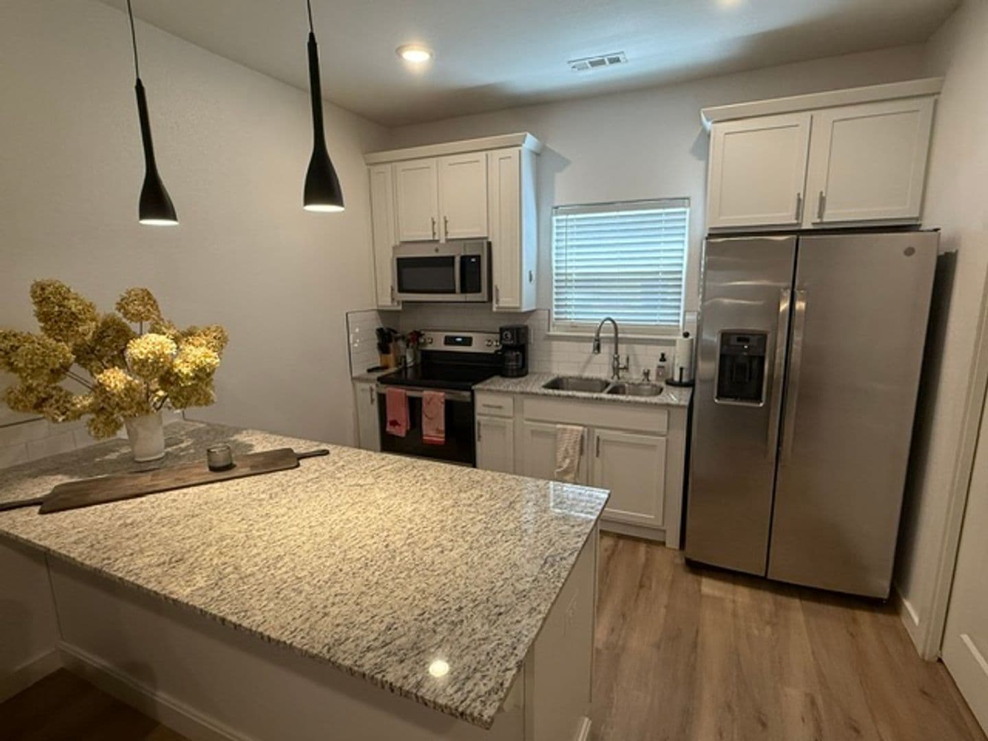 Fayetteville Apartment: 115 N School Ave