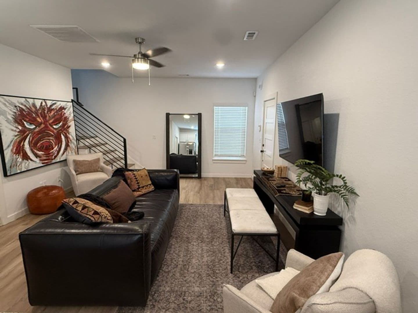 Fayetteville Apartment: 115 N School Ave