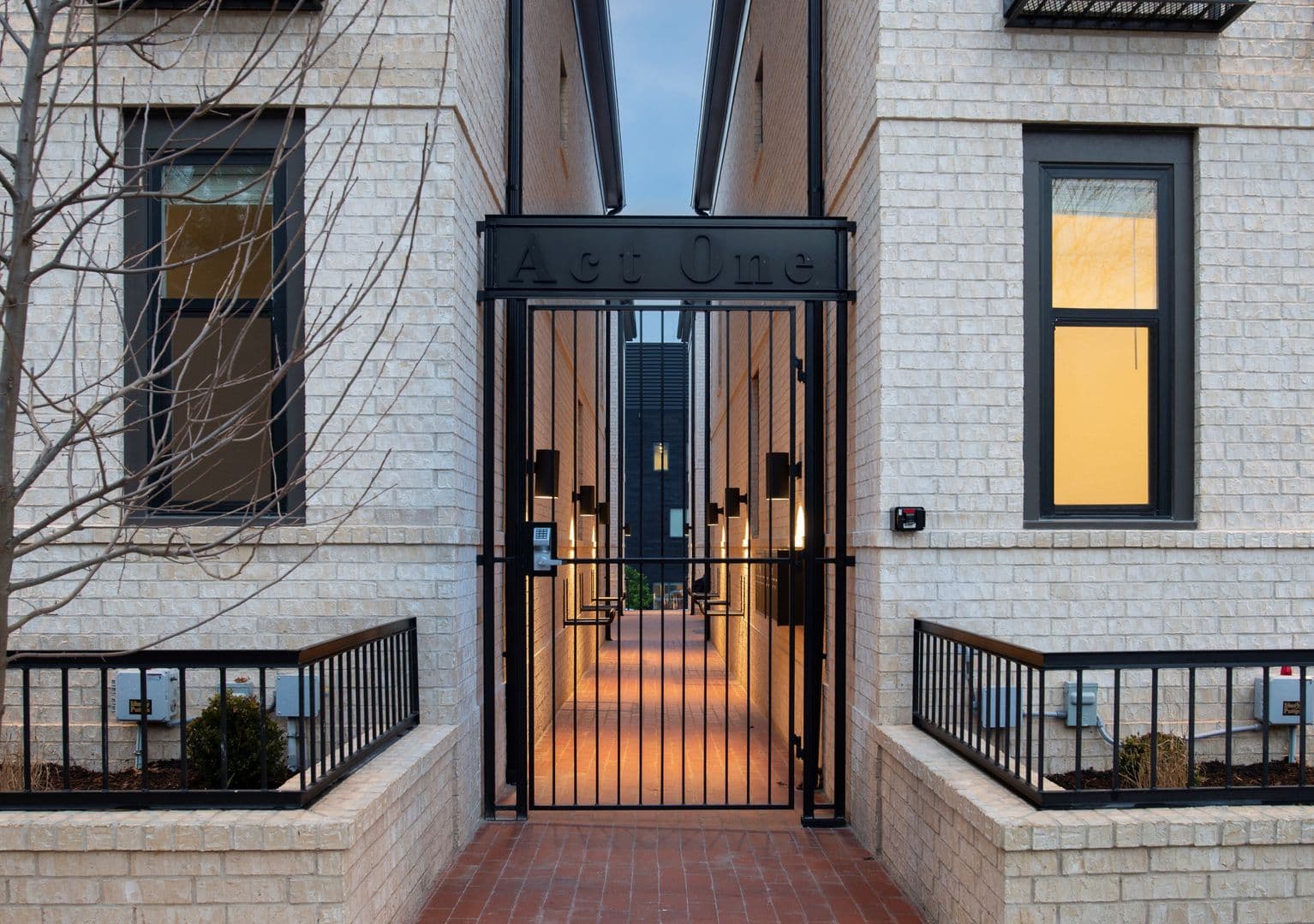 Fayetteville Apartment: 115 N School Ave