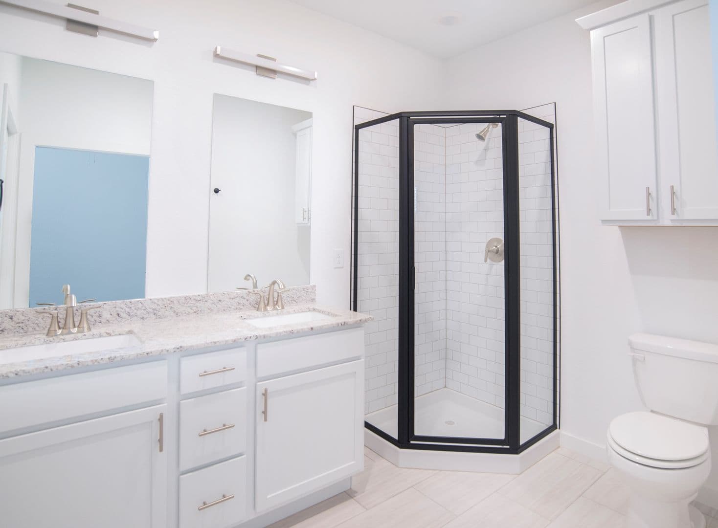 Fayetteville Apartment: 115 N School Ave