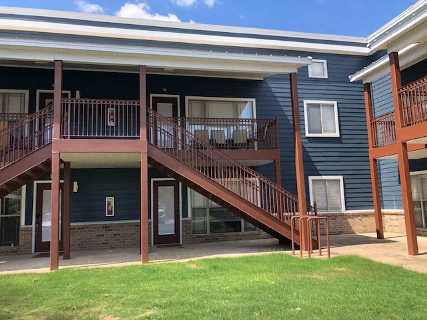Fayetteville House: 922 W 15th St Apt 10