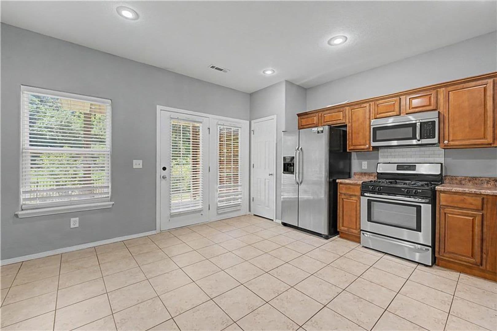 Farmington House: 12237 Richardson Rd