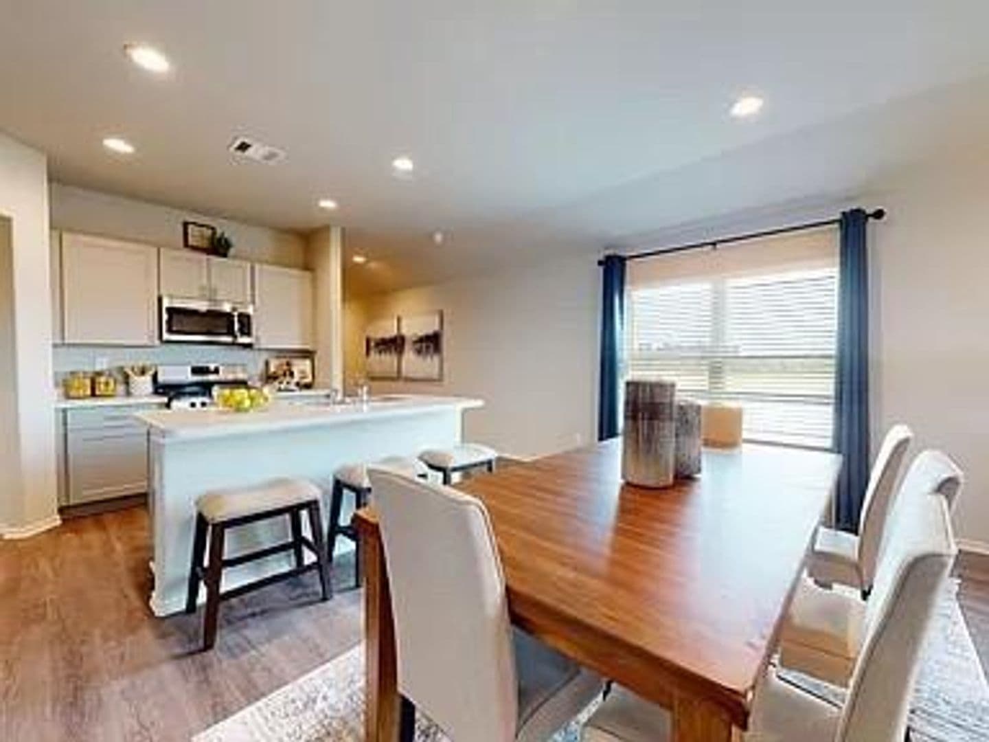 Fayetteville House: 2514 Meramec