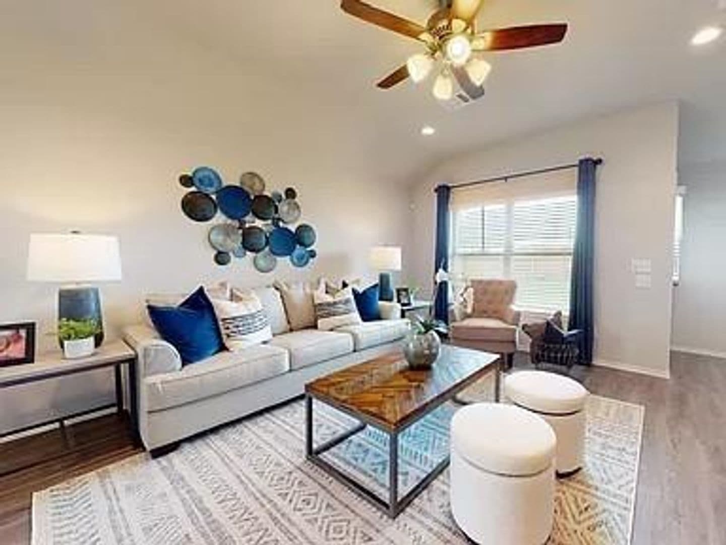 Fayetteville House: 2514 Meramec