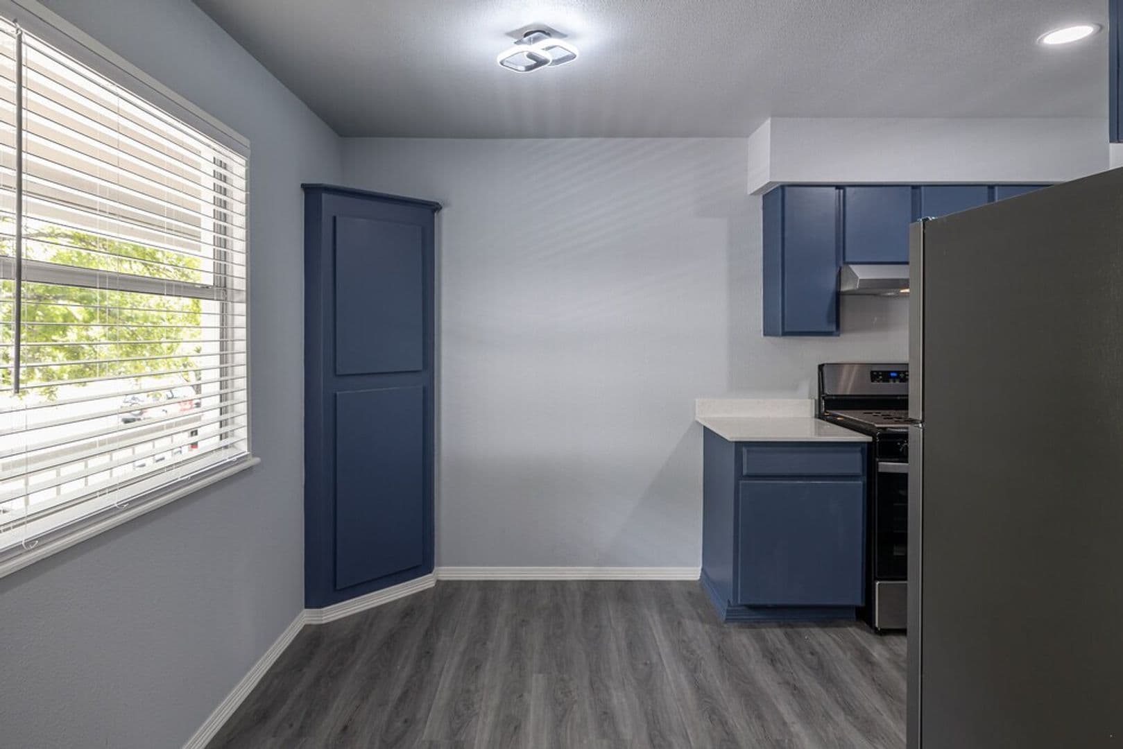 Fayetteville Apartment: 1701 N Lewis Ave