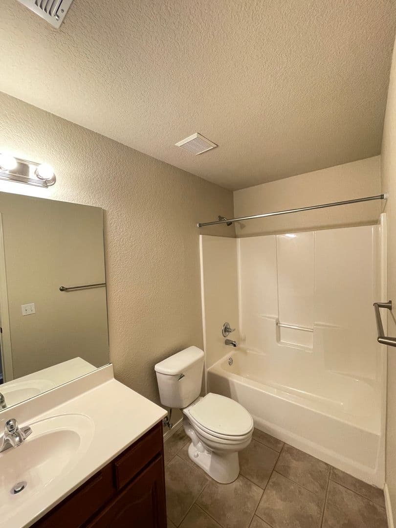 Springdale Apartment: Allegheny Terrace
