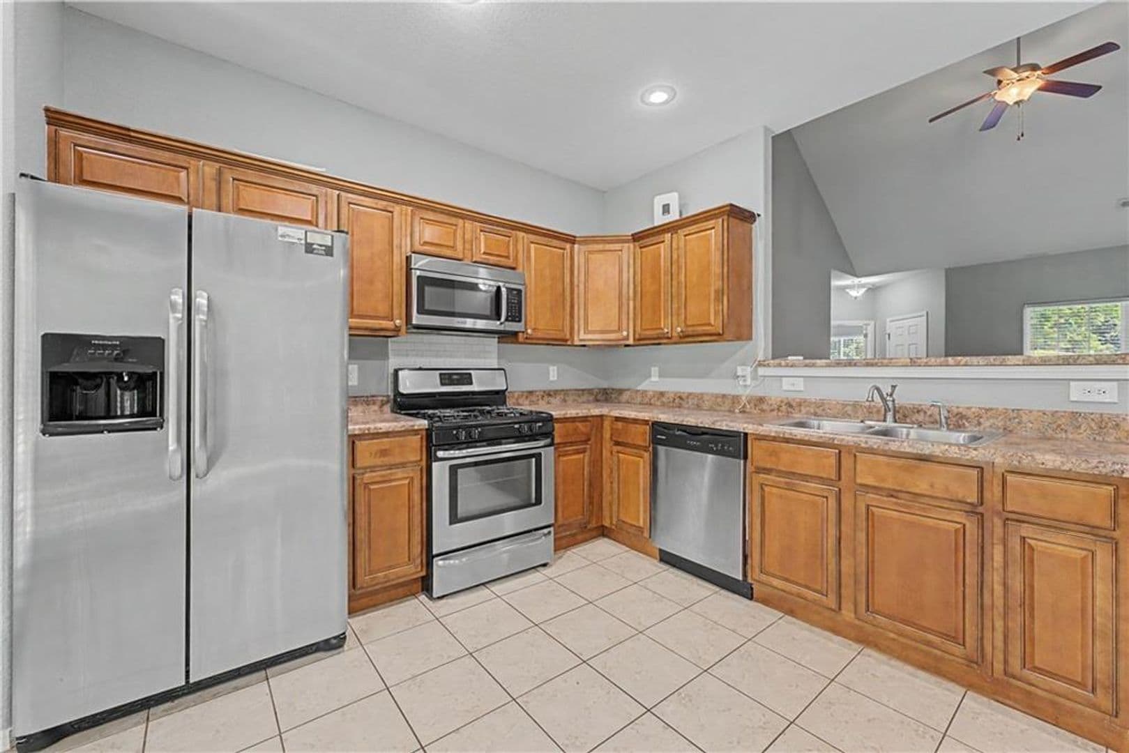 Farmington House: 12237 Richardson Rd
