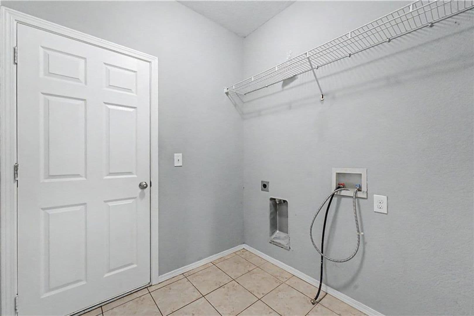 Farmington House: 12237 Richardson Rd