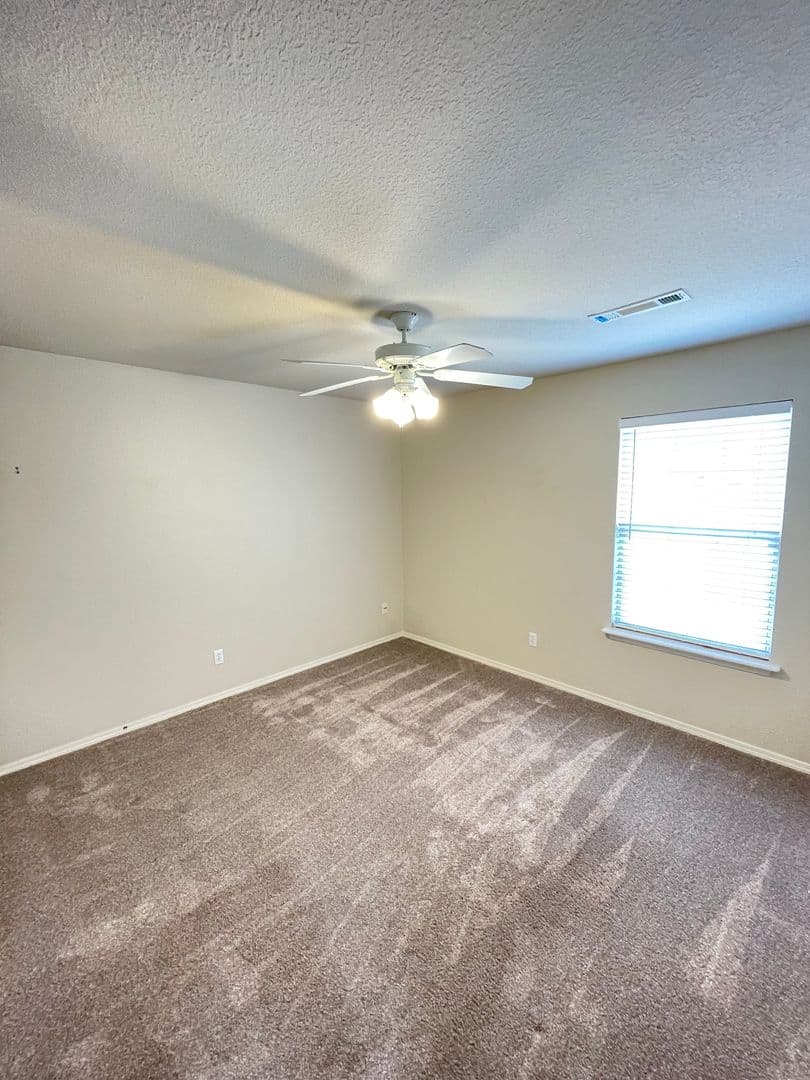 Springdale Apartment: Allegheny Terrace
