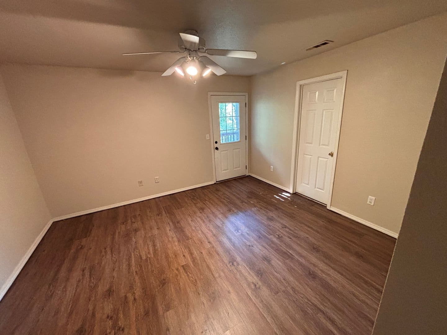 Fayetteville Apartment: Brophy Circle