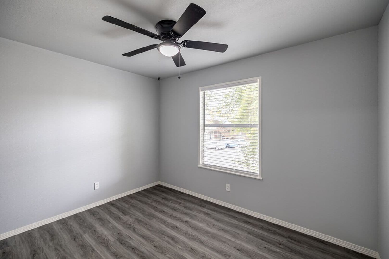 Fayetteville Apartment: 1701 N Lewis Ave