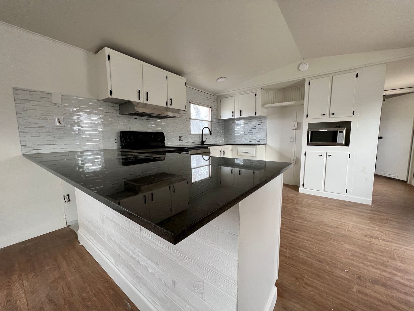 Springdale Apartment: 3201 Don Tyson #B