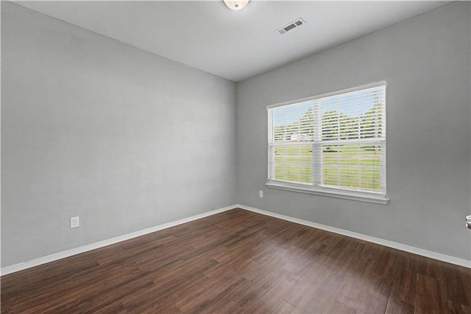 Farmington House: 12237 Richardson Rd