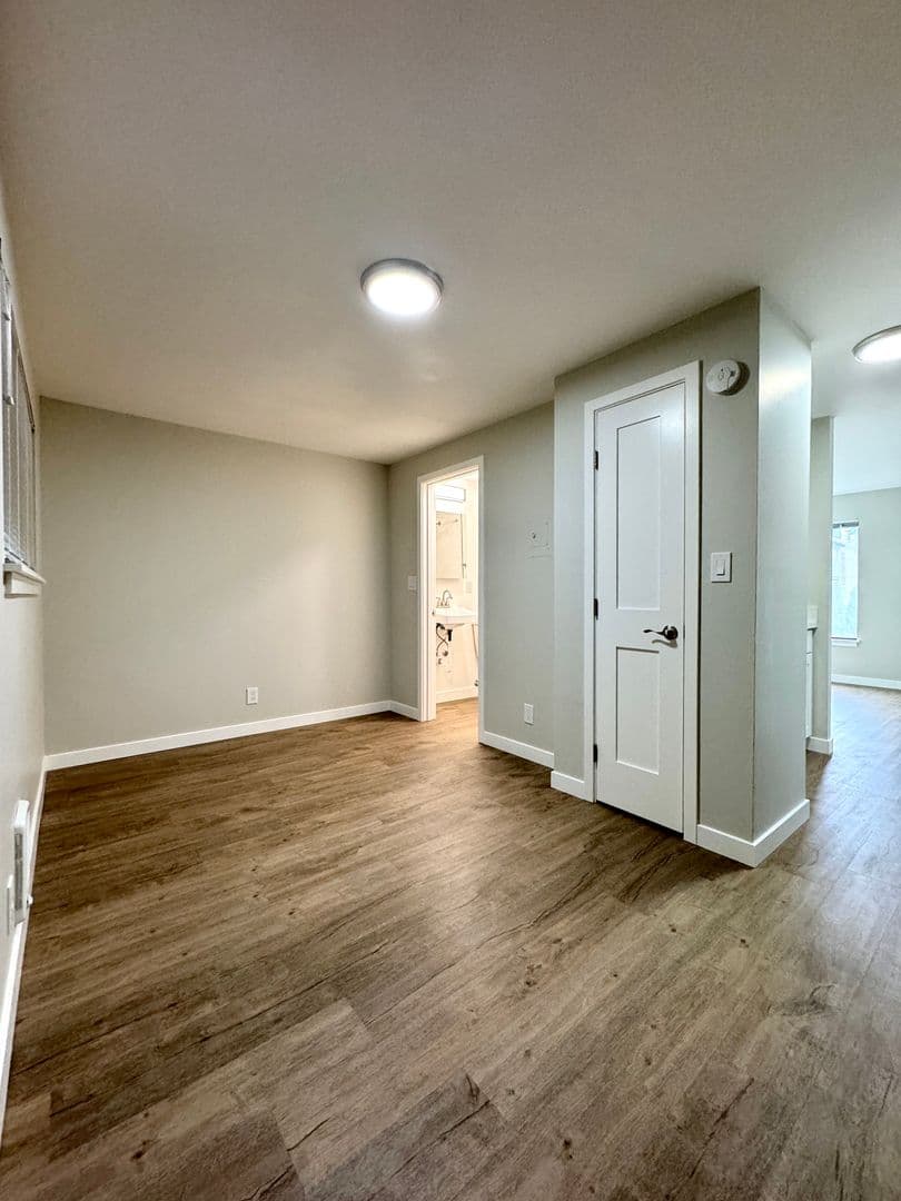 Seattle Apartment: 600 E Denny Way