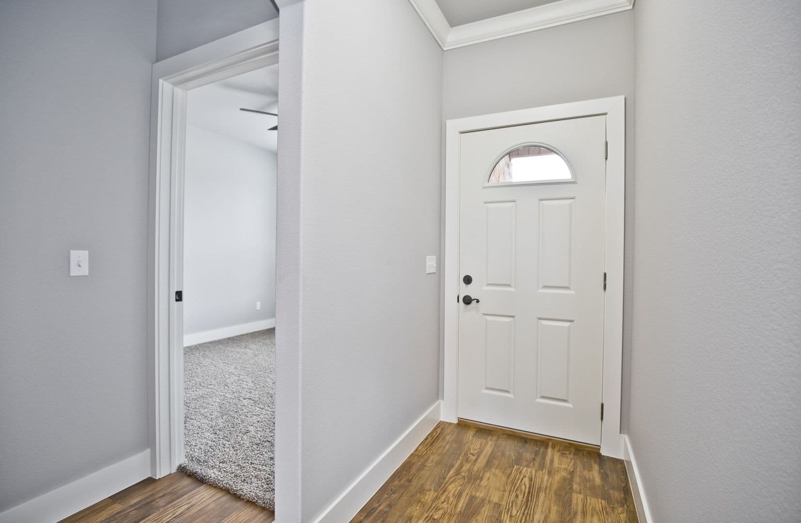 pea Ridge House: 201 Alder Street