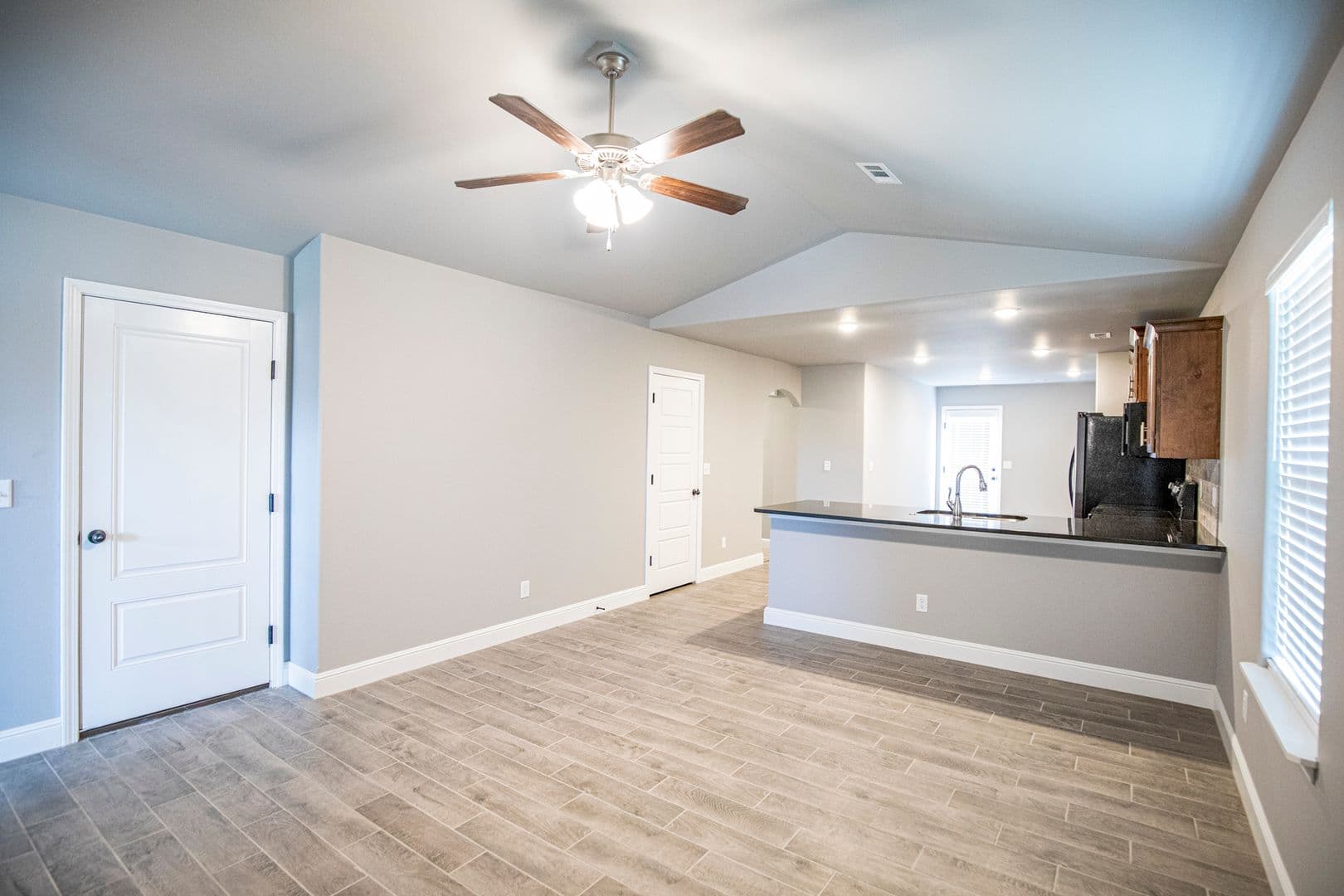 Pea Ridge House: 525 Fox  Circle
