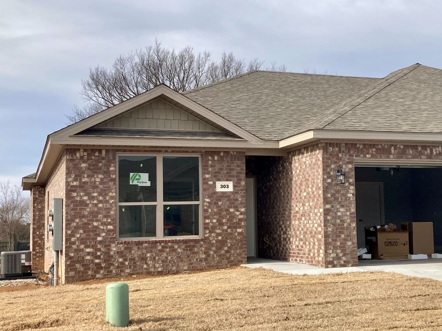 Pea Ridge House: 303 Alder Street