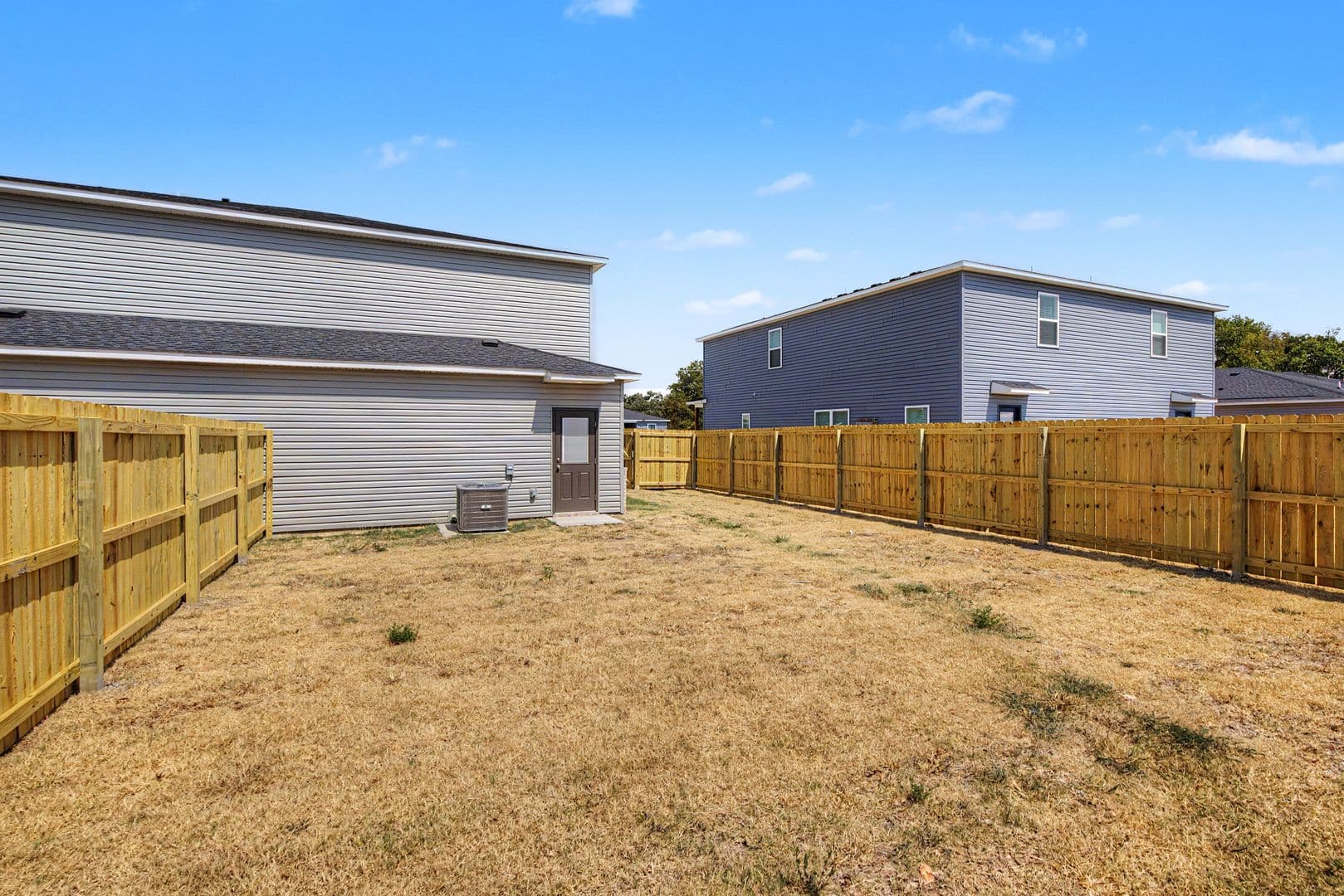 Siloam Springs House: 406 A W. Cloud Street