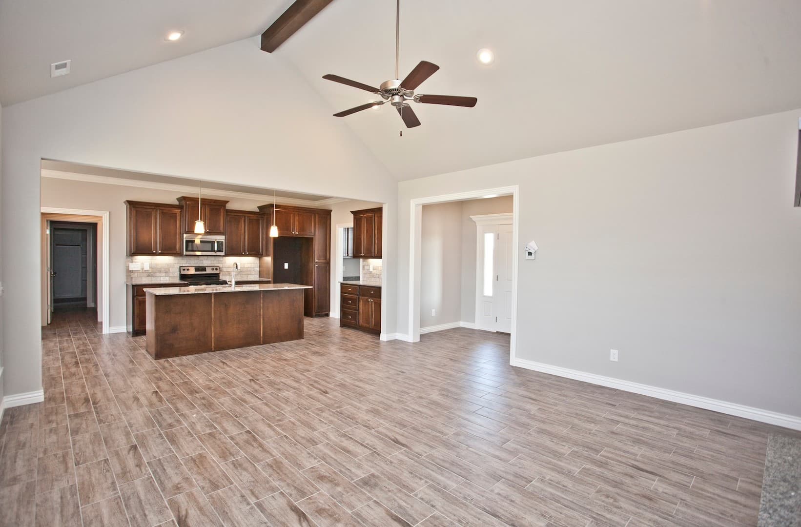 Pea Ridge House: 1003 Taylor Lane