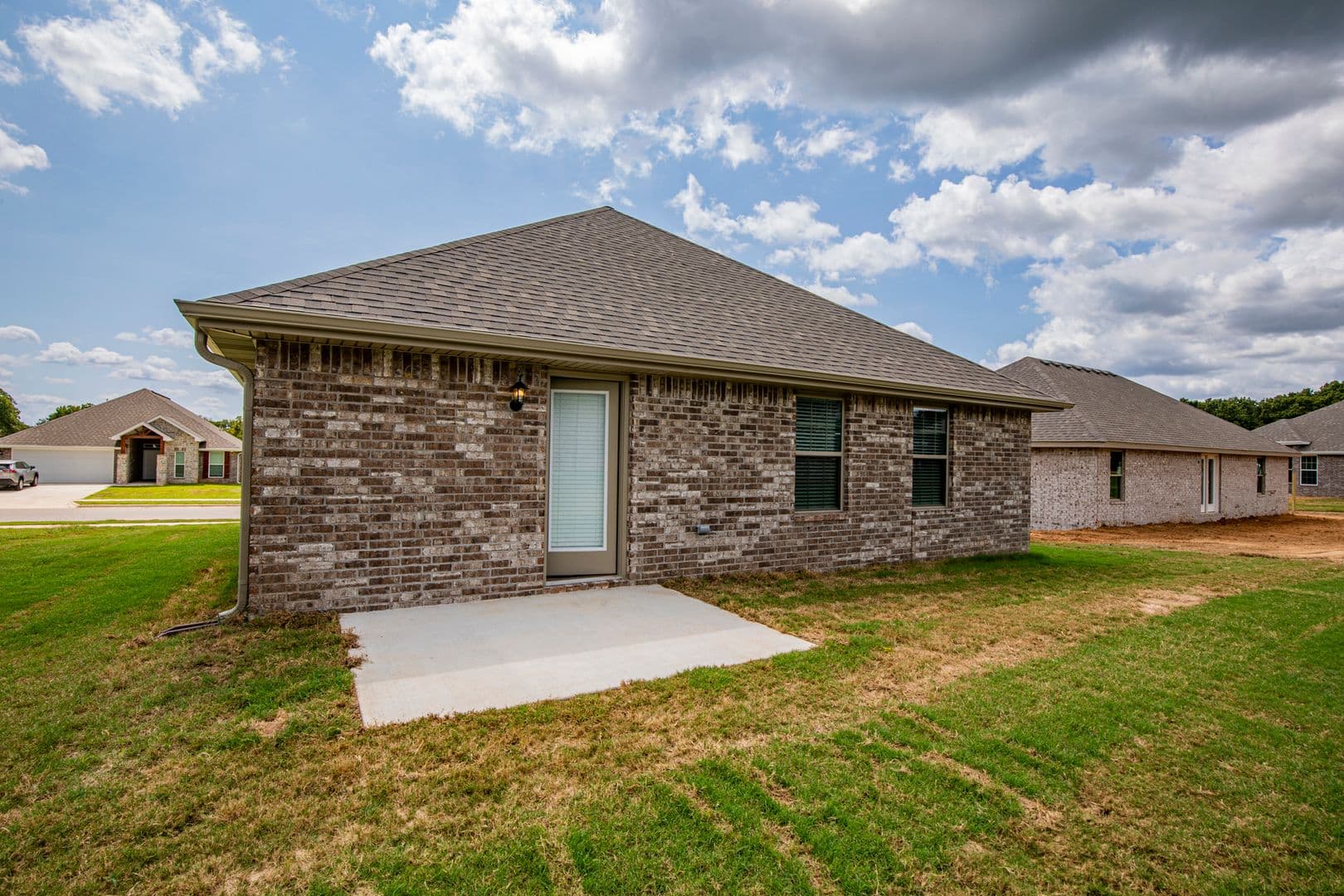 Pea Ridge House: 525 Fox  Circle