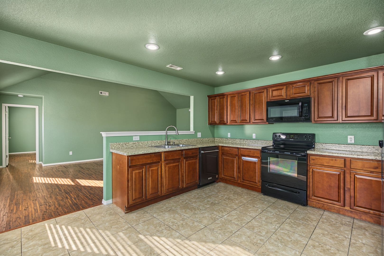 Bentonville House: 4103 SW Limestone Avenue