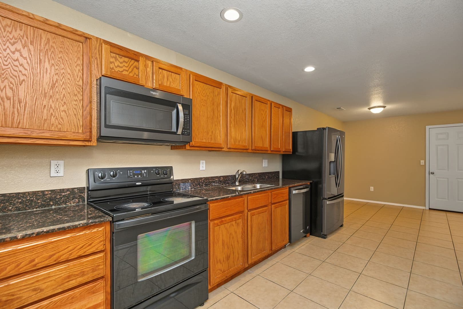 Springdale House: 910-B N Crutcher