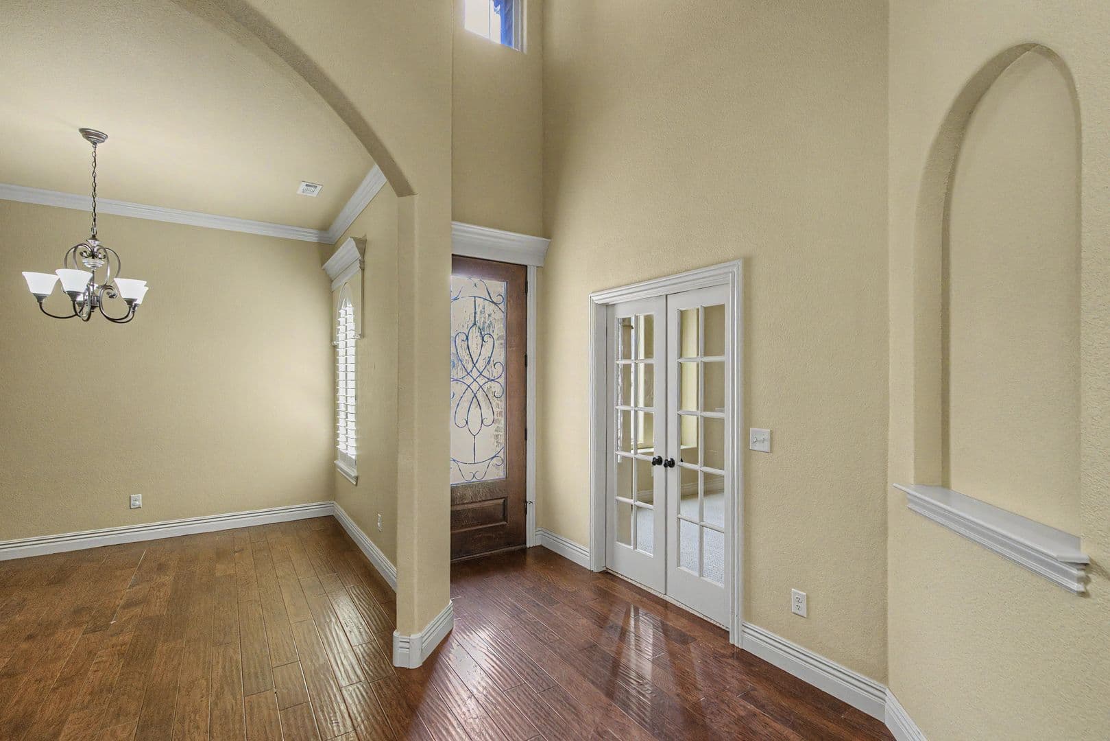 Rogers House: 6600 Willowridge Lane