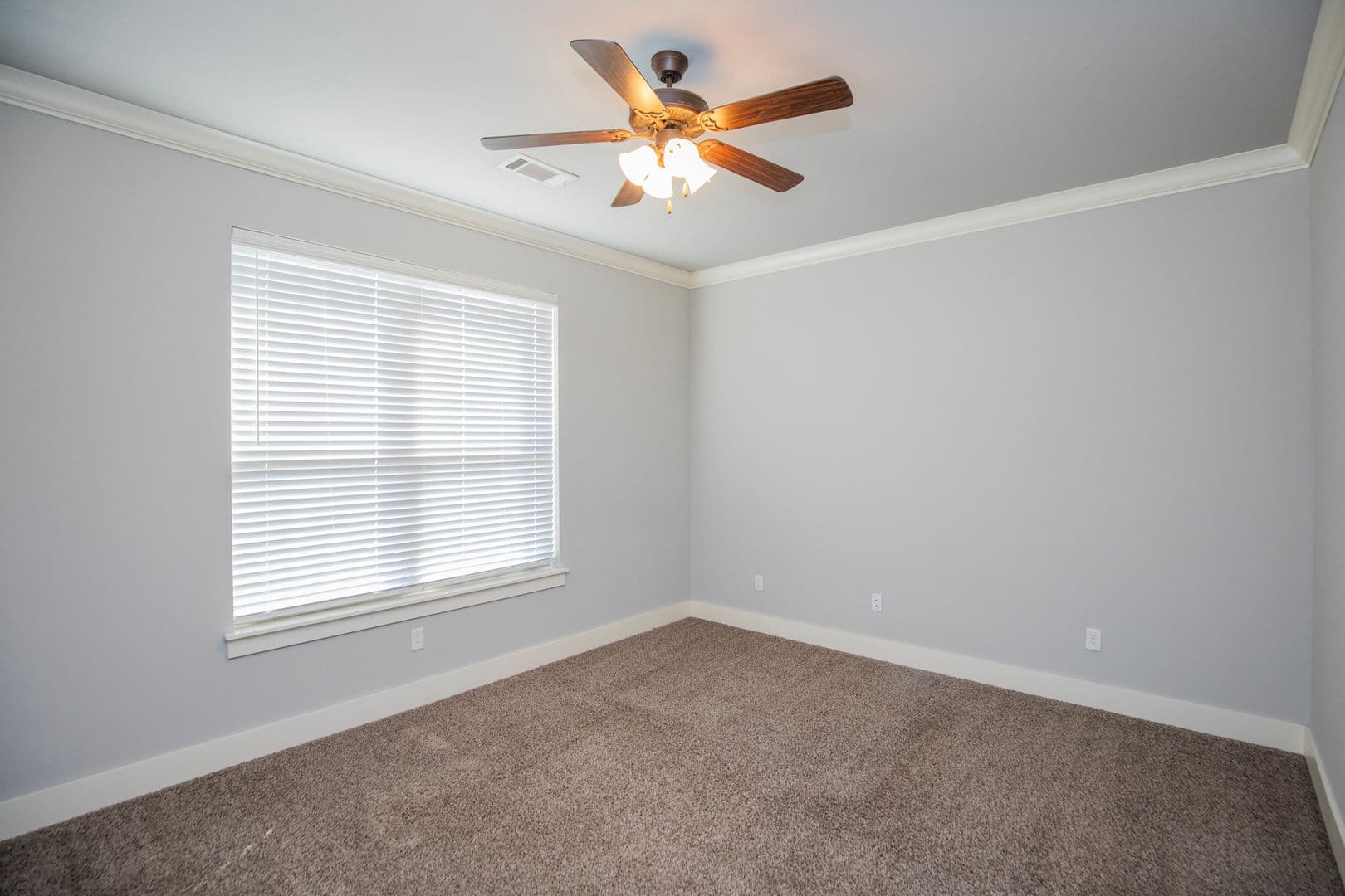 Pea Ridge House: 116 Alder Street