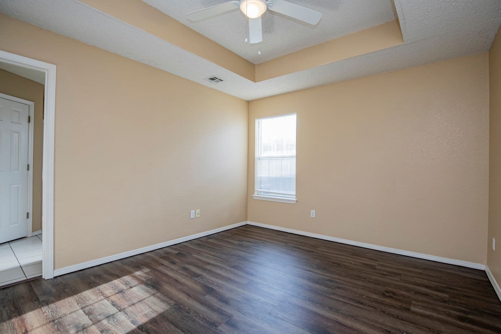 Bentonville House: 809 Jon Drive