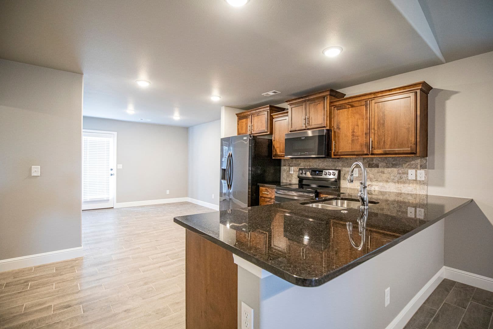 Pea Ridge House: 525 Fox  Circle