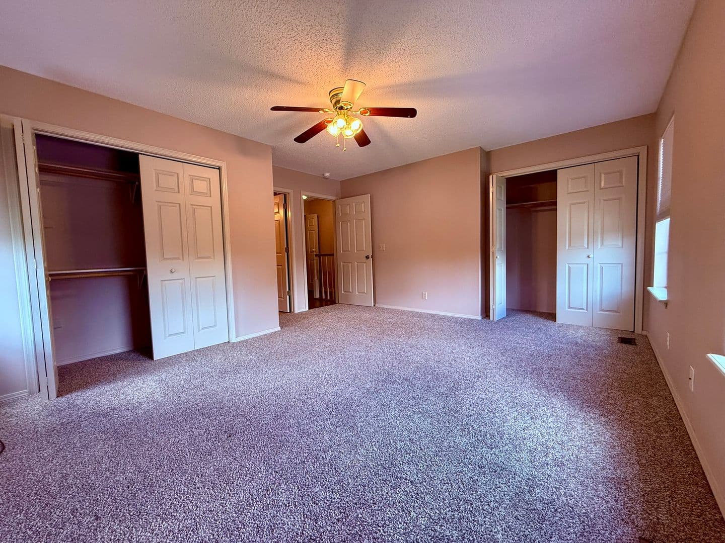 Bentonville House: 1404 A Camellia Drive