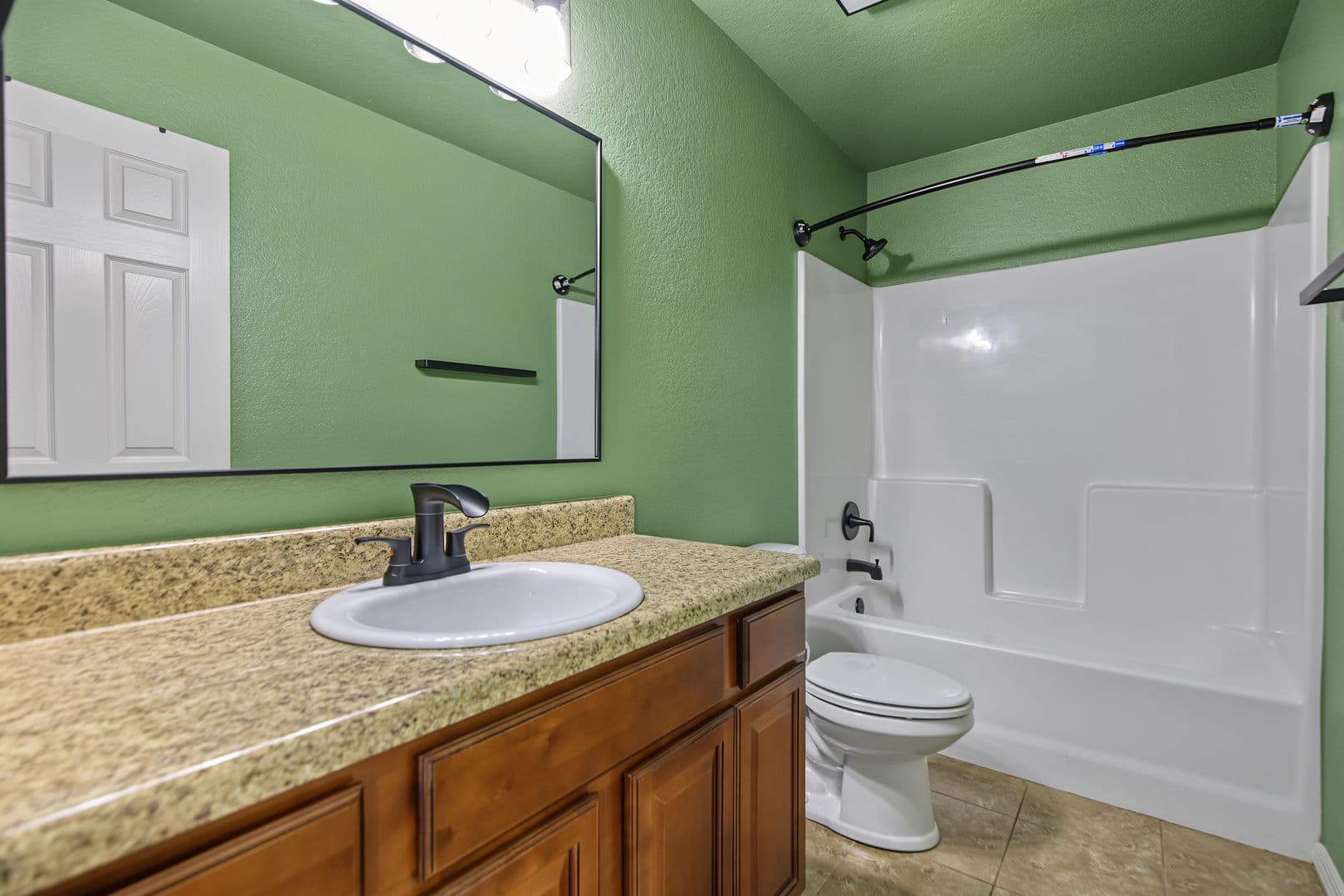 Bentonville House: 4103 SW Limestone Avenue