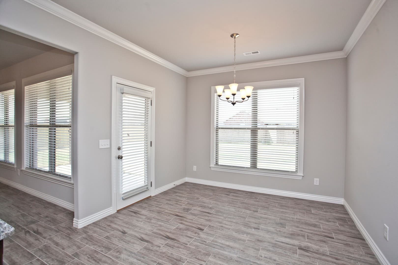 Pea Ridge House: 1003 Taylor Lane