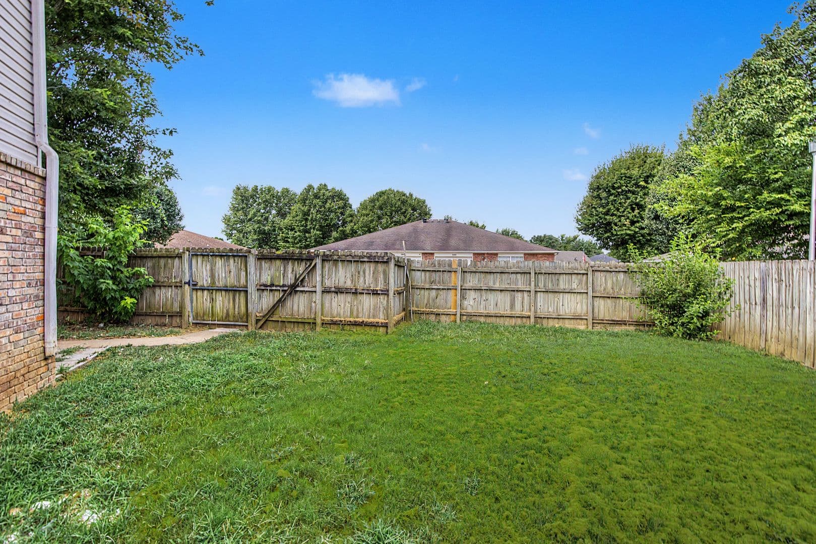 Farmington House: 179 Plover Cove