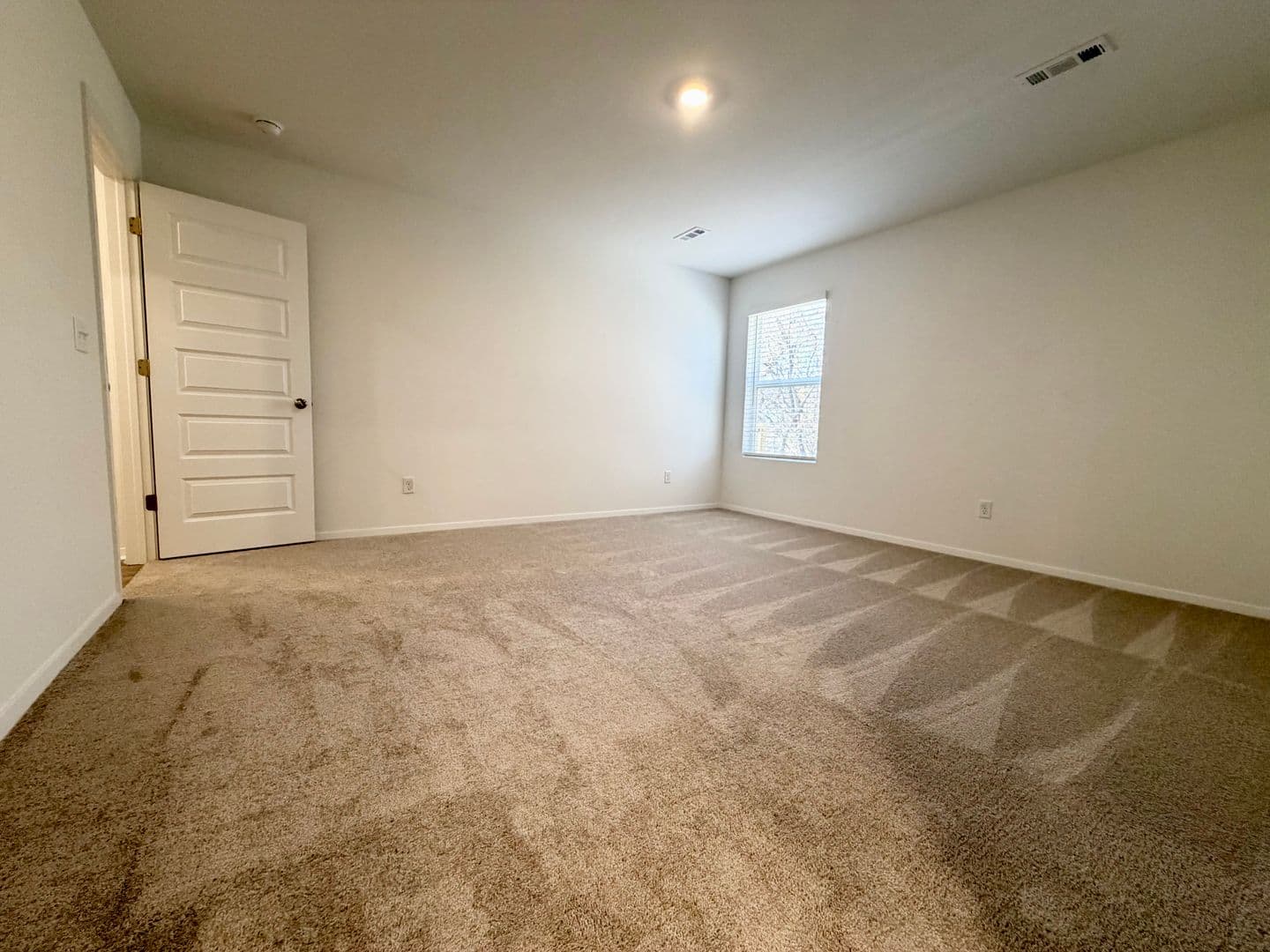 Siloam Springs House: 3705 N. Carmine Drive