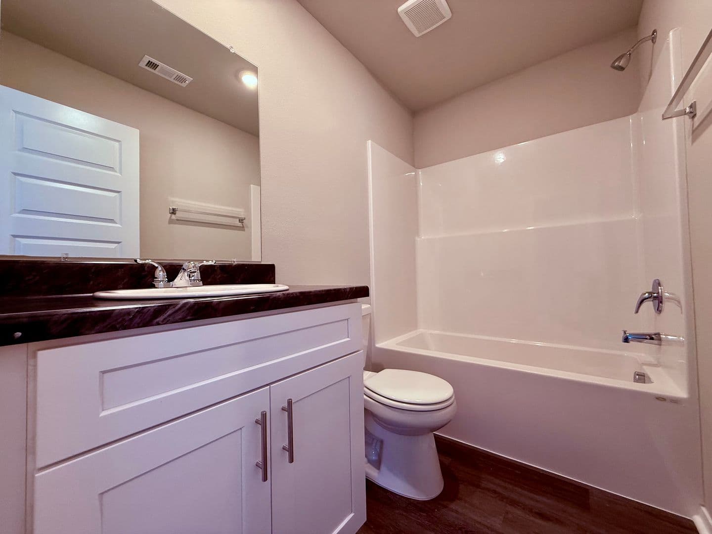 Siloam Springs House: 2508 E. Jan Street
