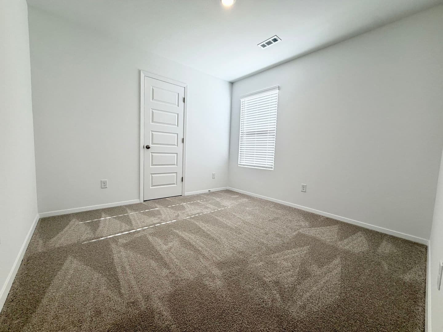 Siloam Springs House: 3705 N. Carmine Drive