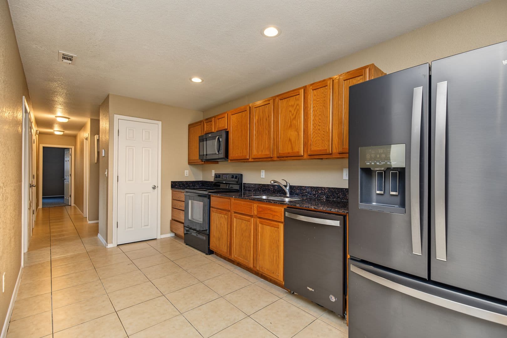 Springdale House: 910-B N Crutcher