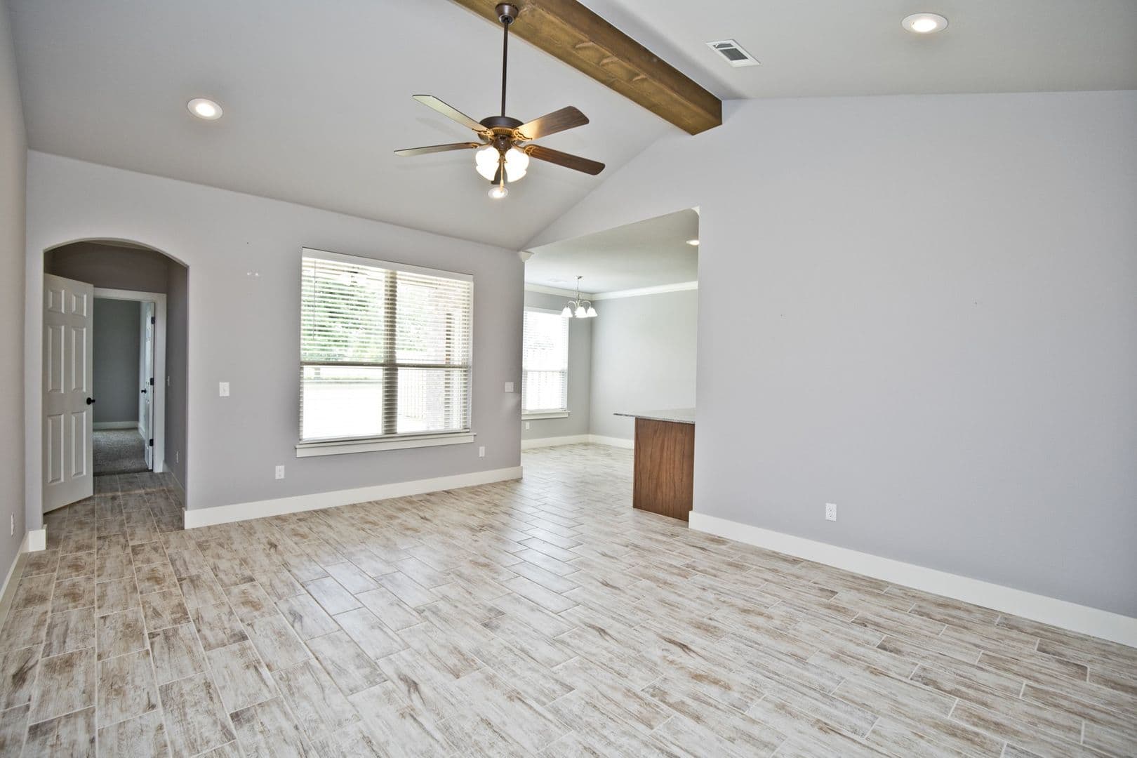 Pea Ridge House: 114 Alder Street