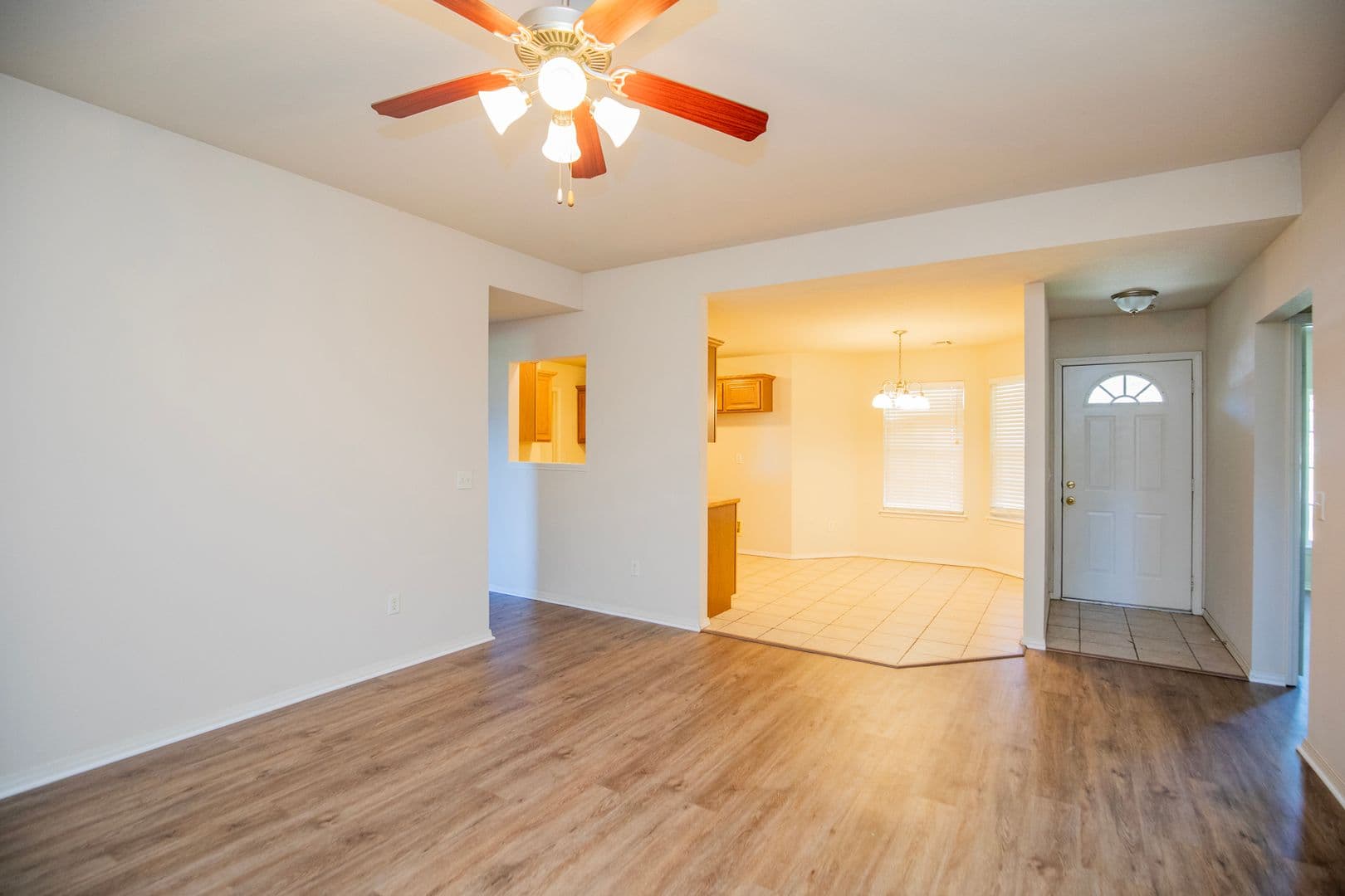 Centerton House: 610 Maplewood Drive