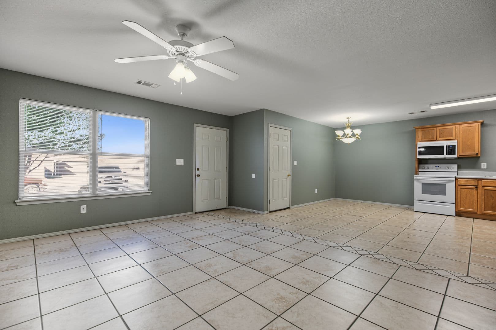 Rogers House: 3103 S E Street
