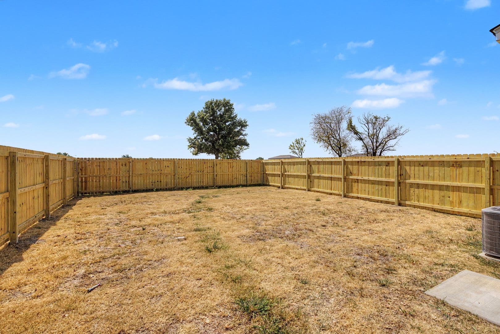 Siloam Springs House: 406 A W. Cloud Street