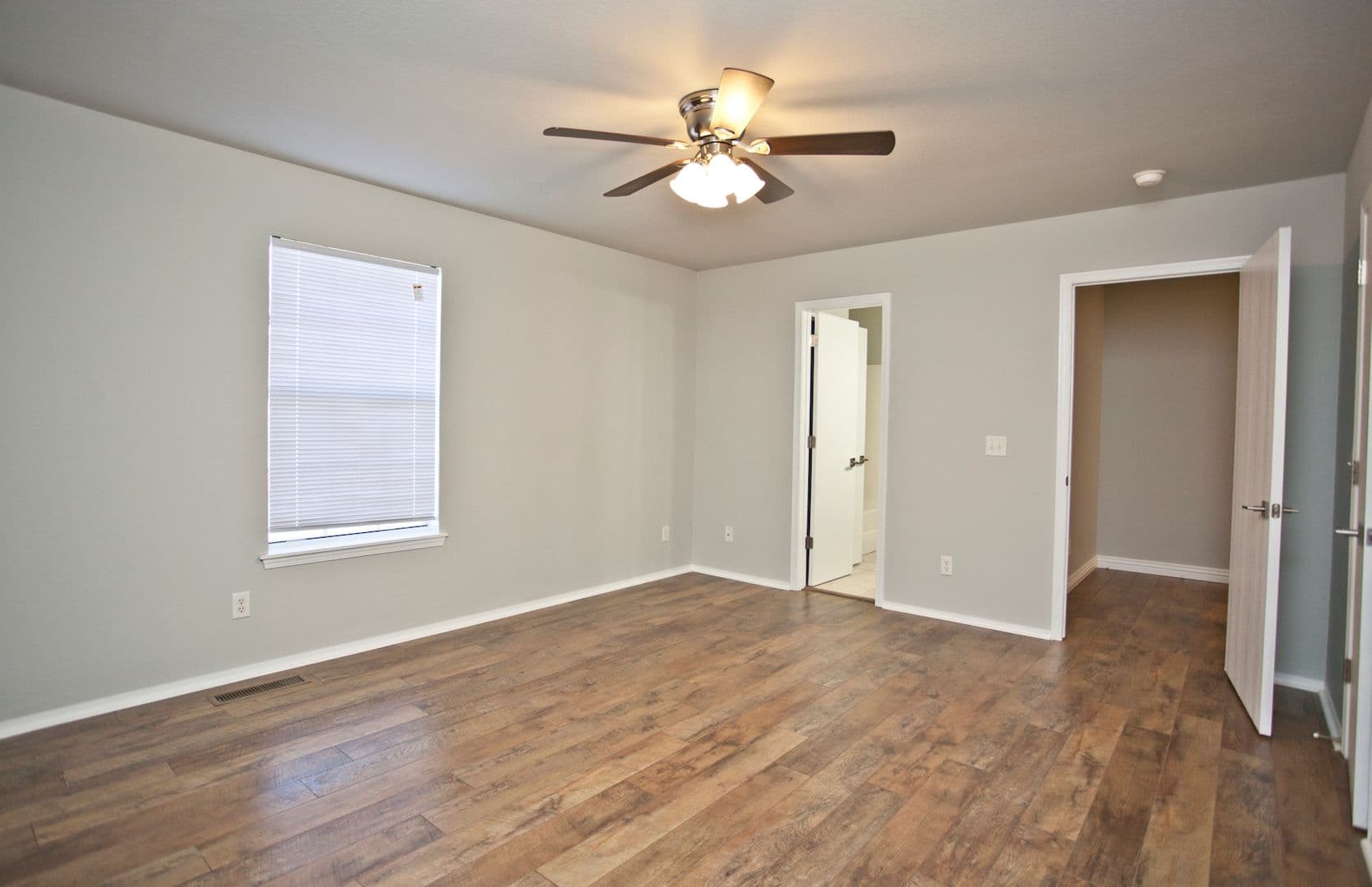 Bentonville Apartment: 506 SW C St