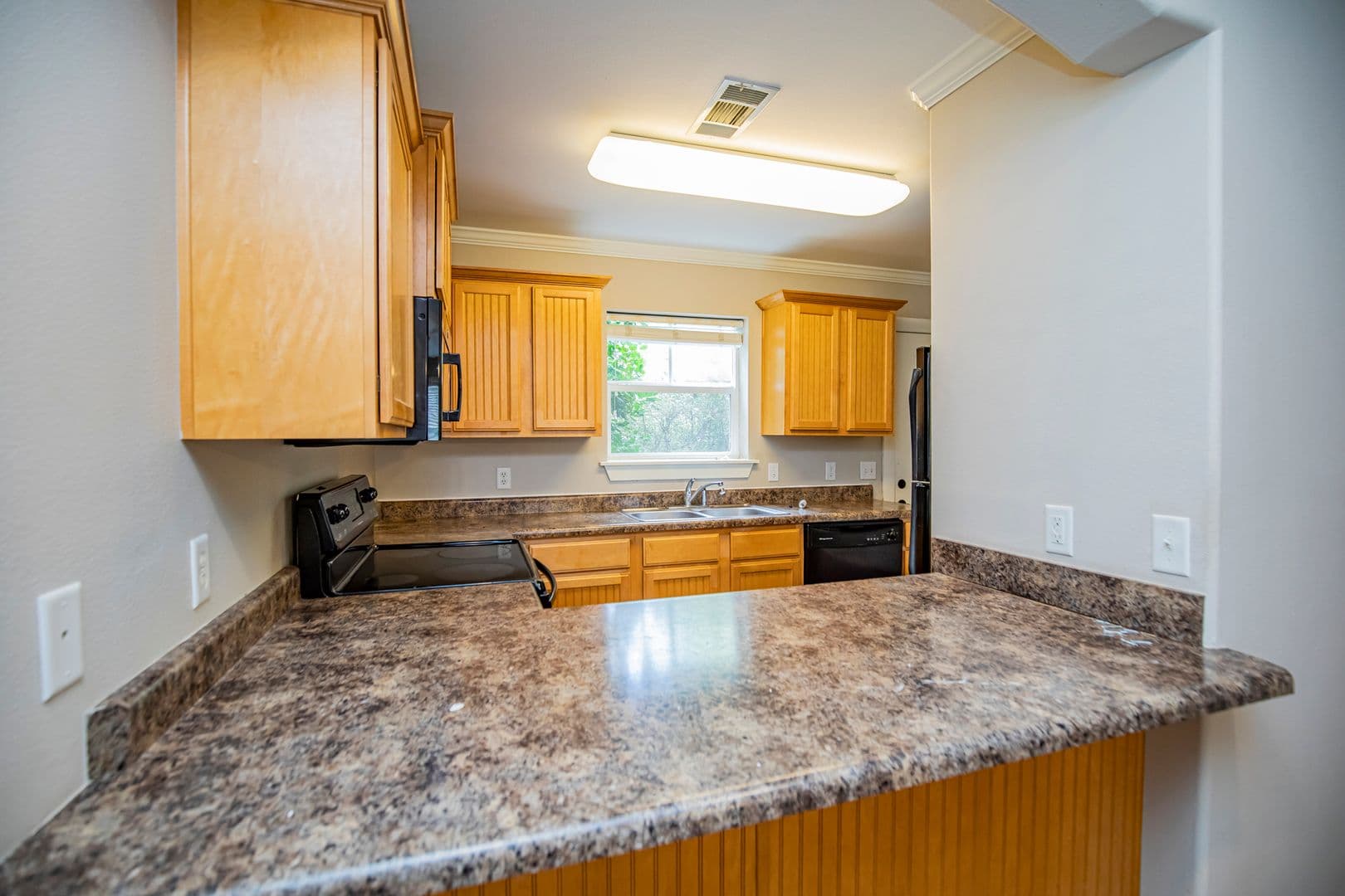 Springdale House: 2011 Karrington Ridge Unit E