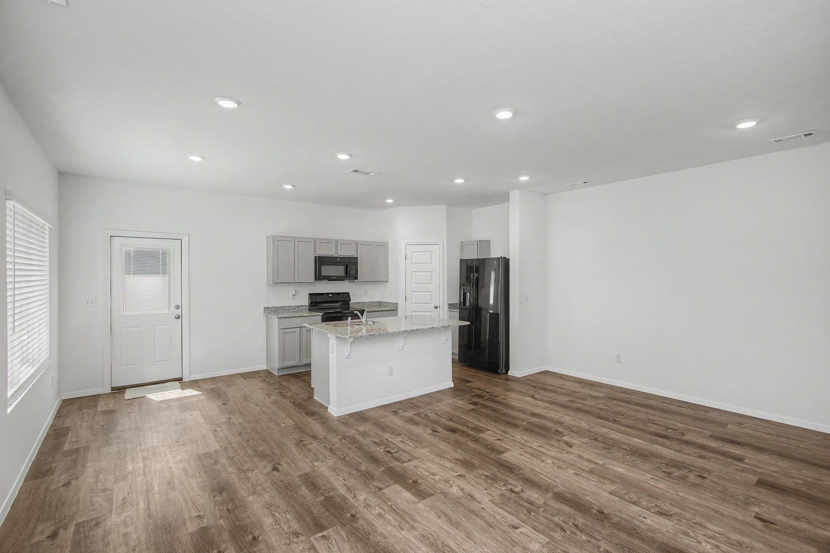 Siloam Springs House: 406 A W. Cloud Street