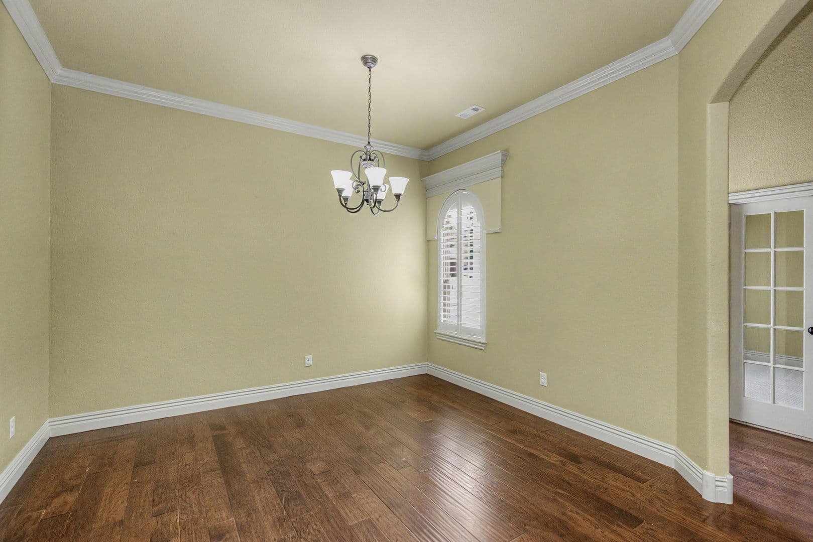 Rogers House: 6600 Willowridge Lane