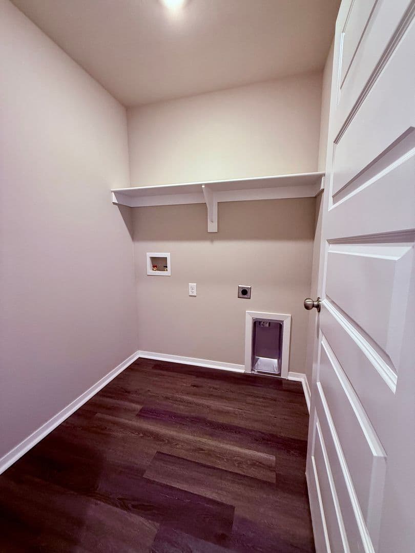 Siloam Springs House: 2508 E. Jan Street