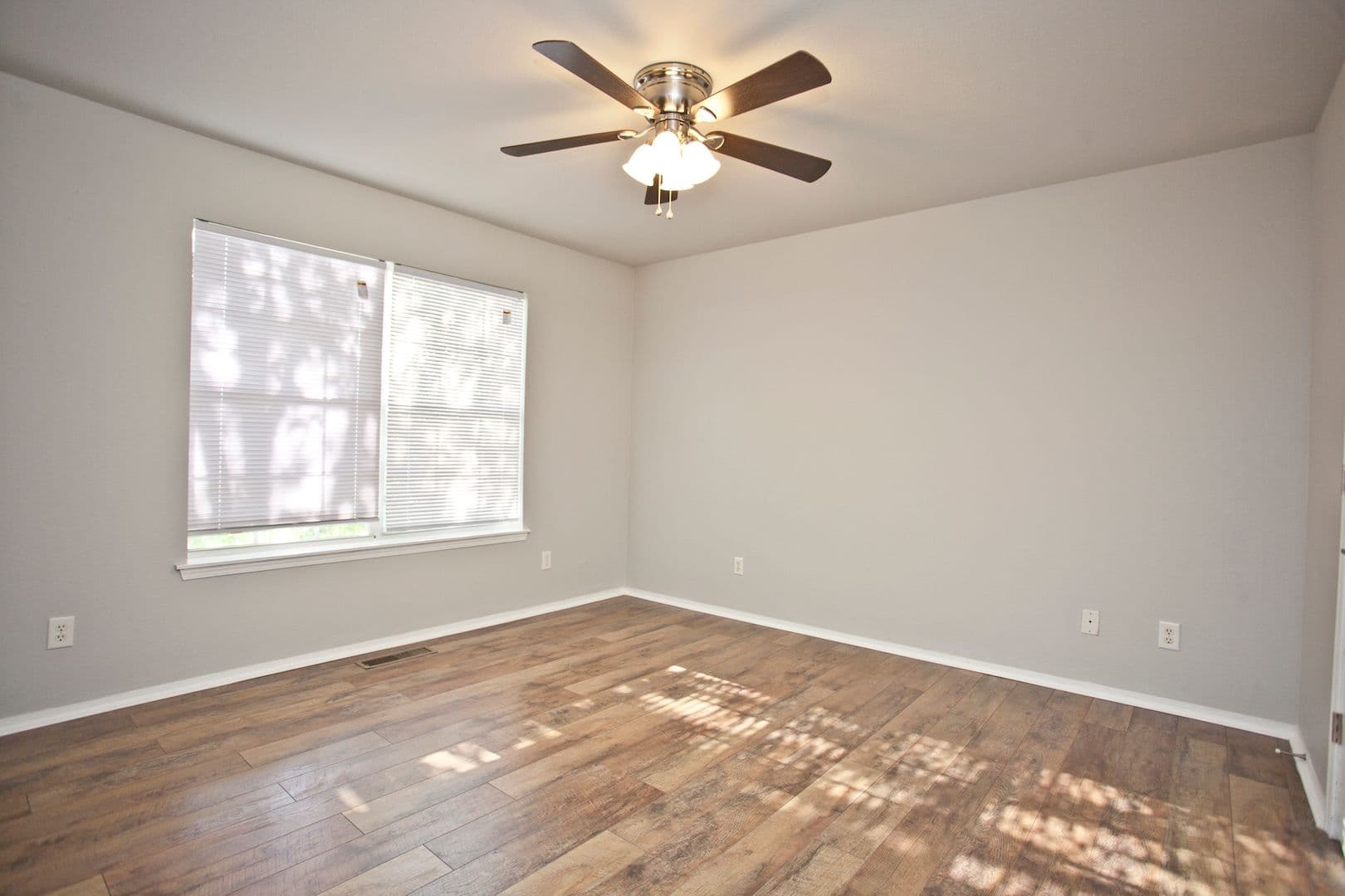 Bentonville Apartment: 506 SW C St