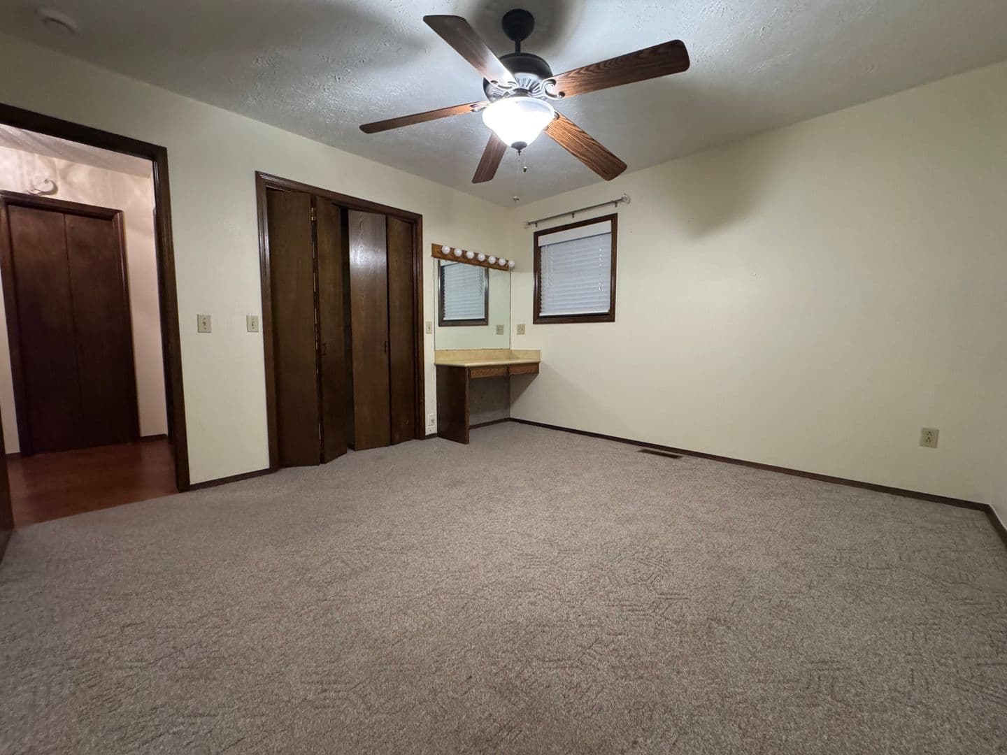 Gentry House: 1298 E. Main Street